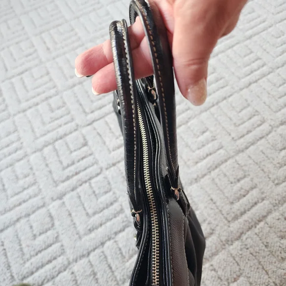 Saxx Deep Black Leather Tote Bag - Picture 16 of 16